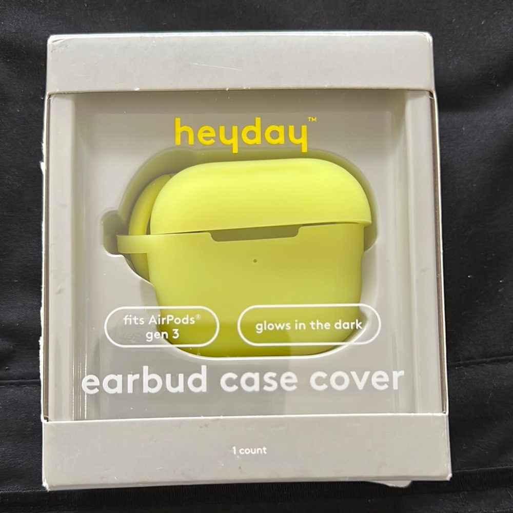 NIB  Heyday Neon Yellow or Pink Earbud Case for AirPods Gen 3 glows in the dark